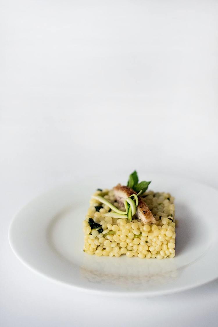 Couscous Pearls with Cumin, Zucchini and Chicken